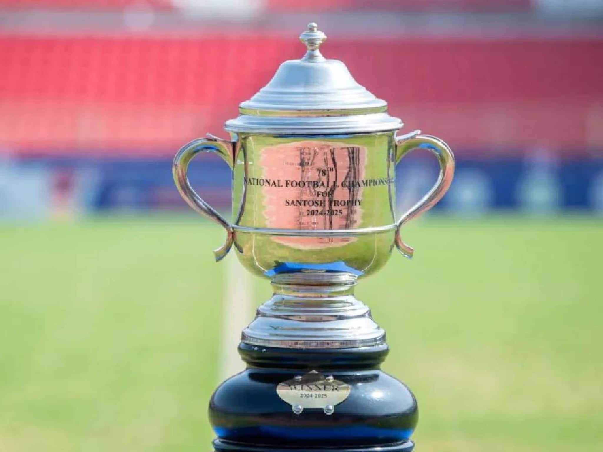 സന്തോഷ്‌ ട്രോഫി ഫൈനലിൽ കേരളത്തിന് വീണ്ടും കണ്ണീർ; സർവീസസിന് കീരീടം;വിജയ ഗോൾ എക്സ്ട്രാ ടൈമിൽ