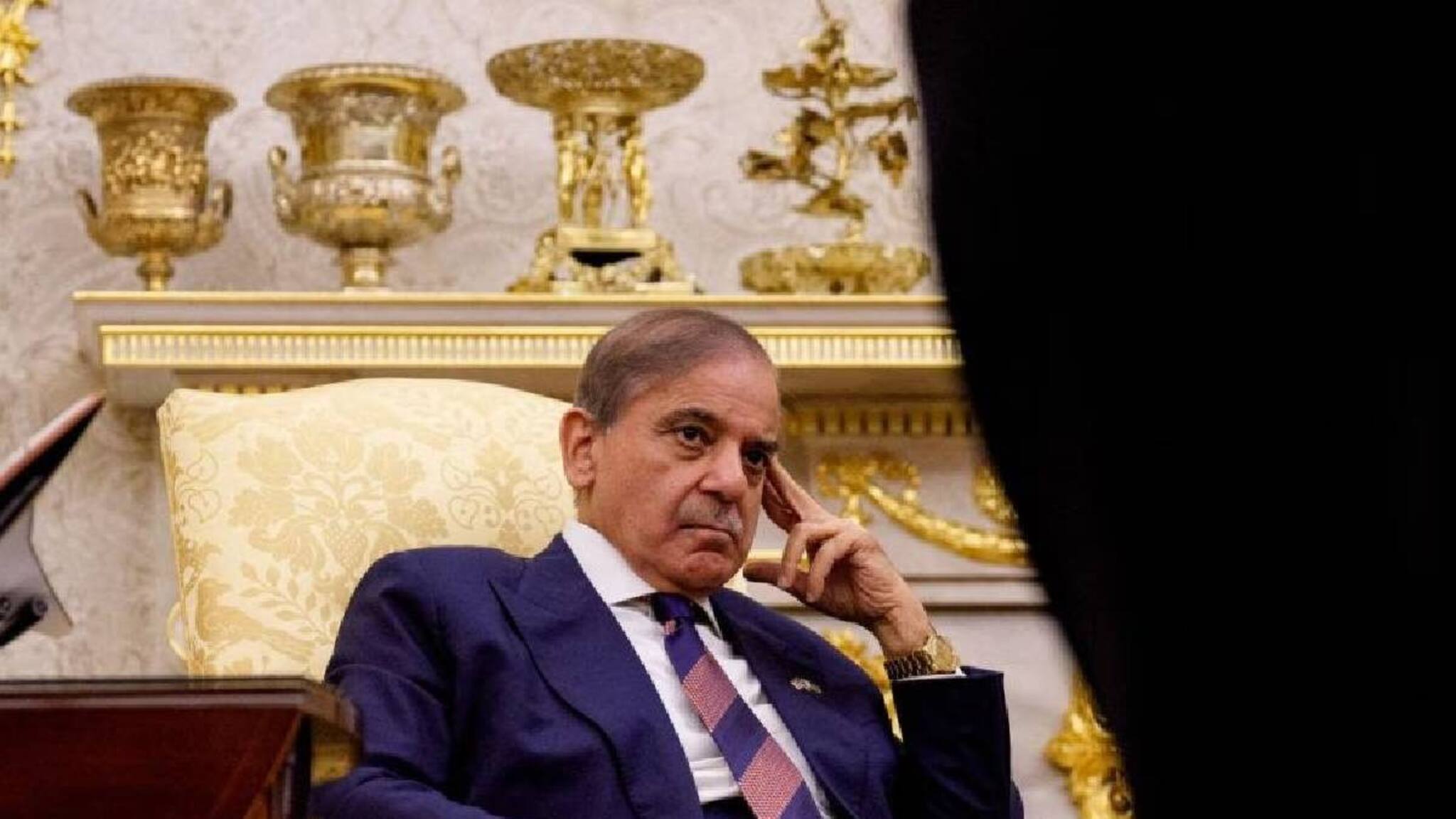 ടി20 ലോകകപ്പ് പാകിസ്ഥാൻ ഇന്ത്യയോട് മത്സരിക്കുന്നതിൽ പാക് പ്രധാനമന്ത്രി ഷെഹ്ബാസ് ഷെരീഫ് തീരുമാനമെടുക്കും