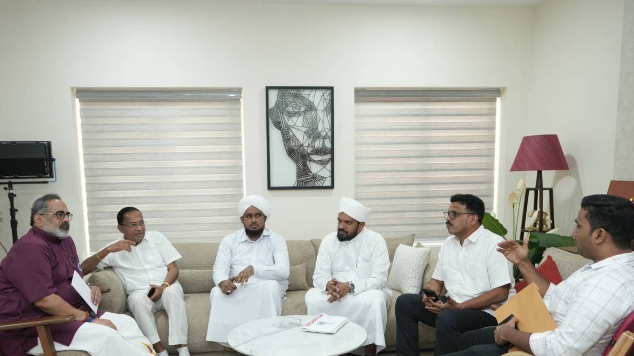 'നരേന്ദ്ര മോദി നൽകുന്ന പിന്തുണ ശ്ലാഘനീയം'; സൂഫി പ്രതിനിധികൾ രാജീവ് ചന്ദ്രശേഖറുമായി കൂടിക്കാഴ്ച നടത്തി