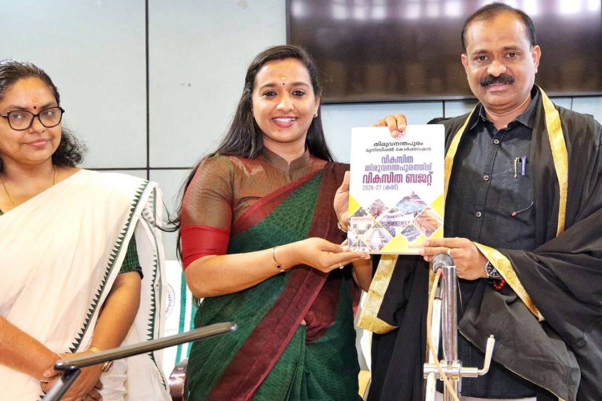 തിരുവനന്തപുരത്ത് ഭവനരഹിതര്ക്ക് കോര്പറേഷന് മുഴുവന് തുക നല്കുന്ന വീടുകള്; 20 രൂപയ്ക്ക് ഭക്ഷണവുമായി അടല് ക്യാന്റീൻ