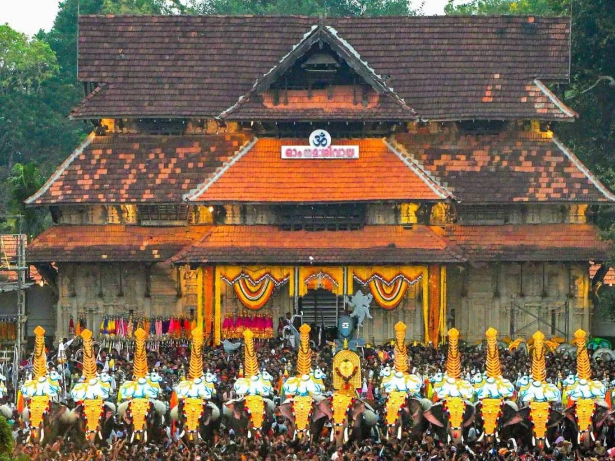 തൃശൂർ പൂരം കലക്കലിൽ വീഴ്ച തിരുവമ്പാടി ദേവസ്വത്തിന് എന്ന് അന്വേഷണ റിപ്പോർട്ട്; ഉദ്യോഗസ്ഥ ഗൂഢാലോചന തള്ളി