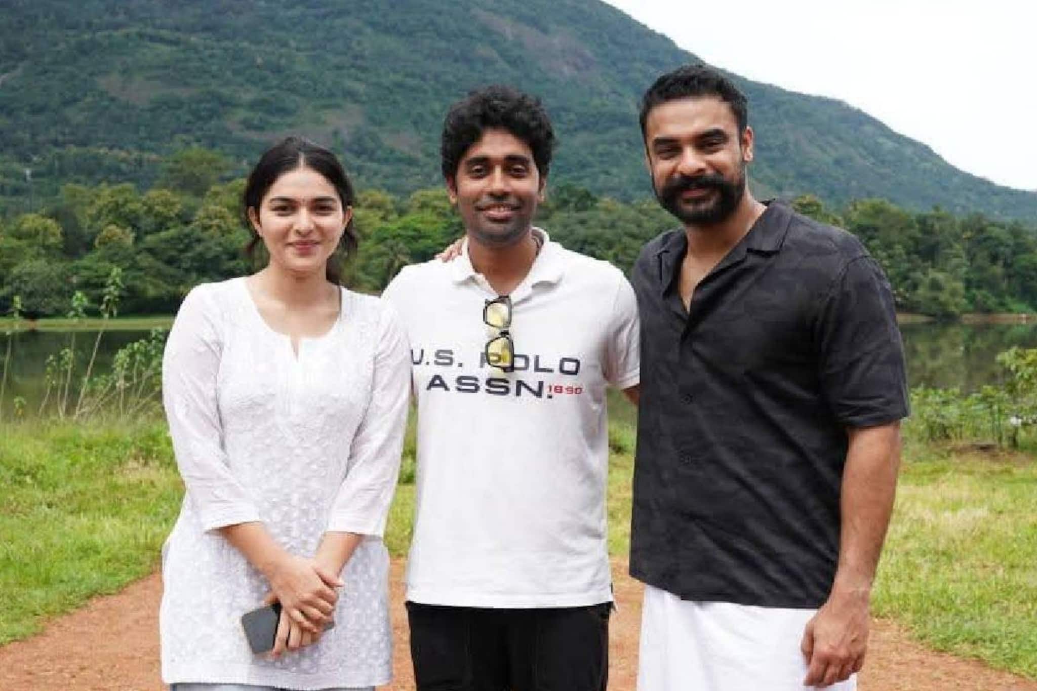 1957-58 കാലത്തെ കേരളം വീണ്ടും ബിഗ് സ്‌ക്രീനിൽ; ടൊവിനോയുടെ 'പള്ളിച്ചട്ടമ്പി' ഏപ്രിൽ റിലീസ്