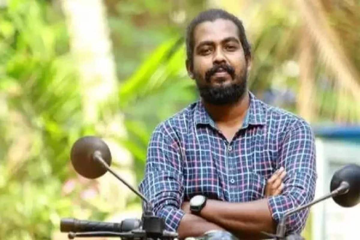 ആദ്യ ചിത്രം പുറത്തിറങ്ങാനിരിക്കെ യുവ സംവിധായകൻ നിതീഷ് സുധ അന്തരിച്ചു