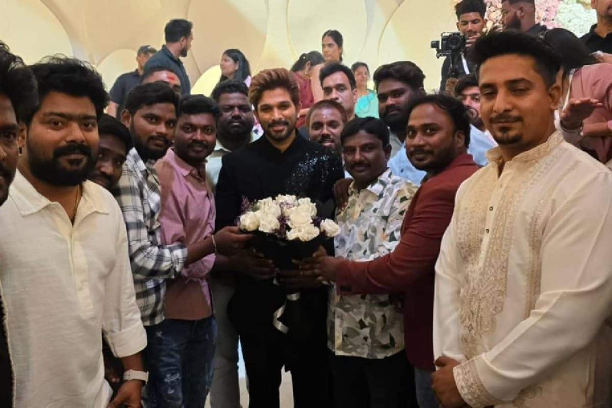 കാണെടാ, ഇതാണ്ടാ സൂപ്പർസ്റ്റാർ; സഹോദരന്റെ വിവാഹ റിസപ്ഷനിലേക്ക് ആരാധകരെ സ്വാഗതം ചെയ്ത് അല്ലു അർജുൻ