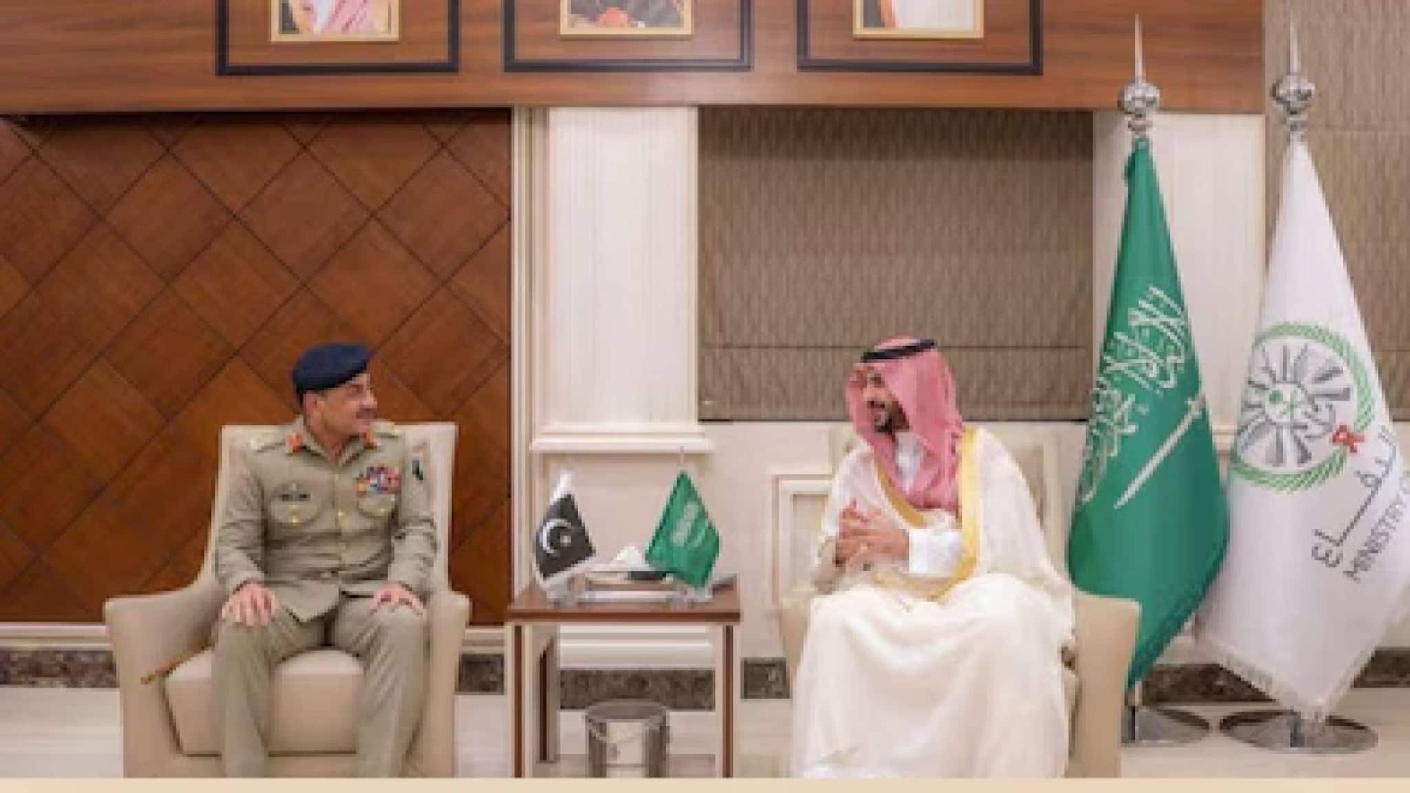 അസിം മുനീർ റിയാദിൽ; ഇറാന്റെ ഭീഷണിക്കെതിരെ സൗദിക്ക് കരുത്തായി പാകിസ്ഥാൻ