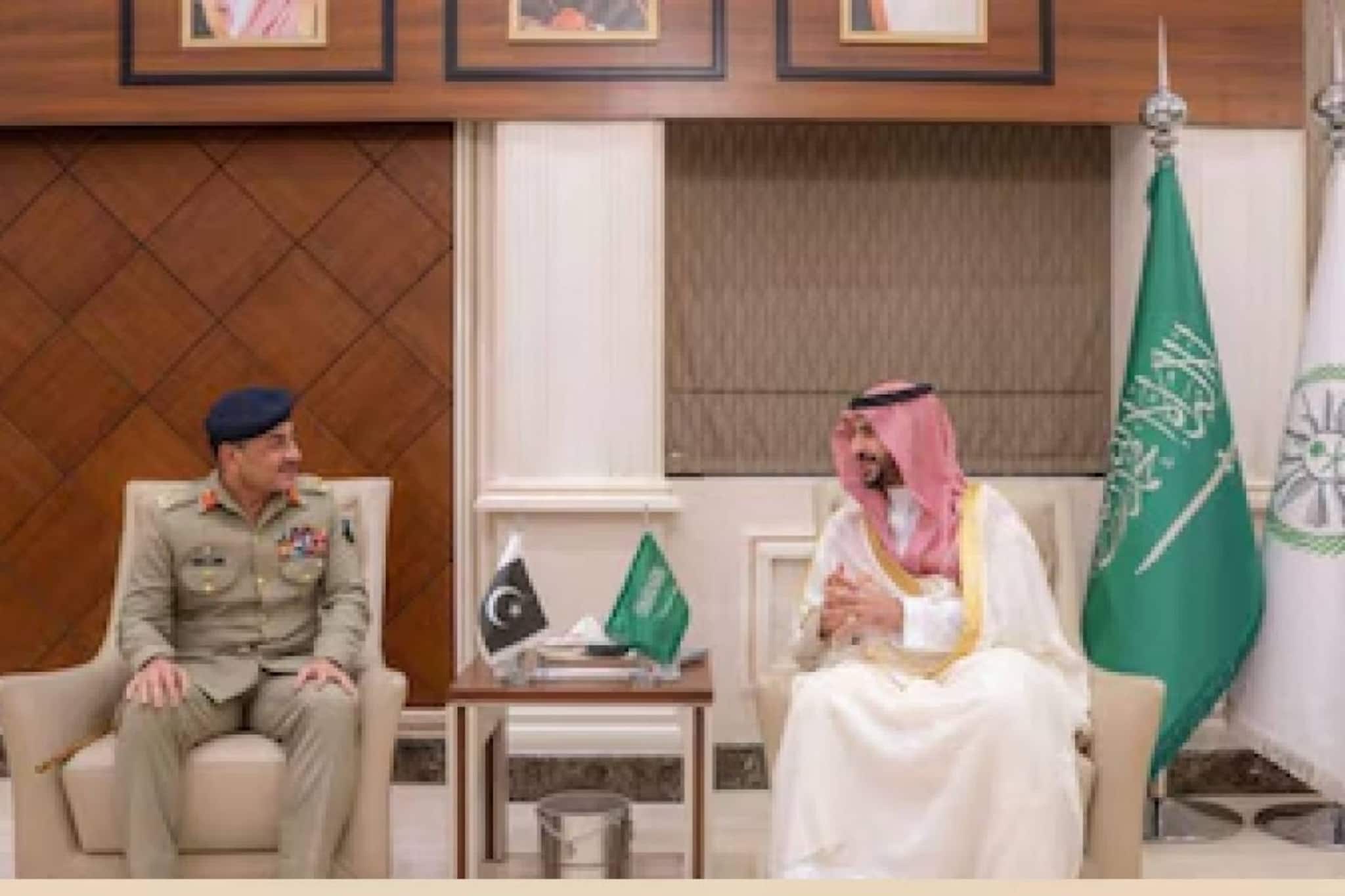 അസിം മുനീർ റിയാദിൽ; ഇറാന്റെ ഭീഷണിക്കെതിരെ സൗദിക്ക് കരുത്തായി പാകിസ്ഥാൻ