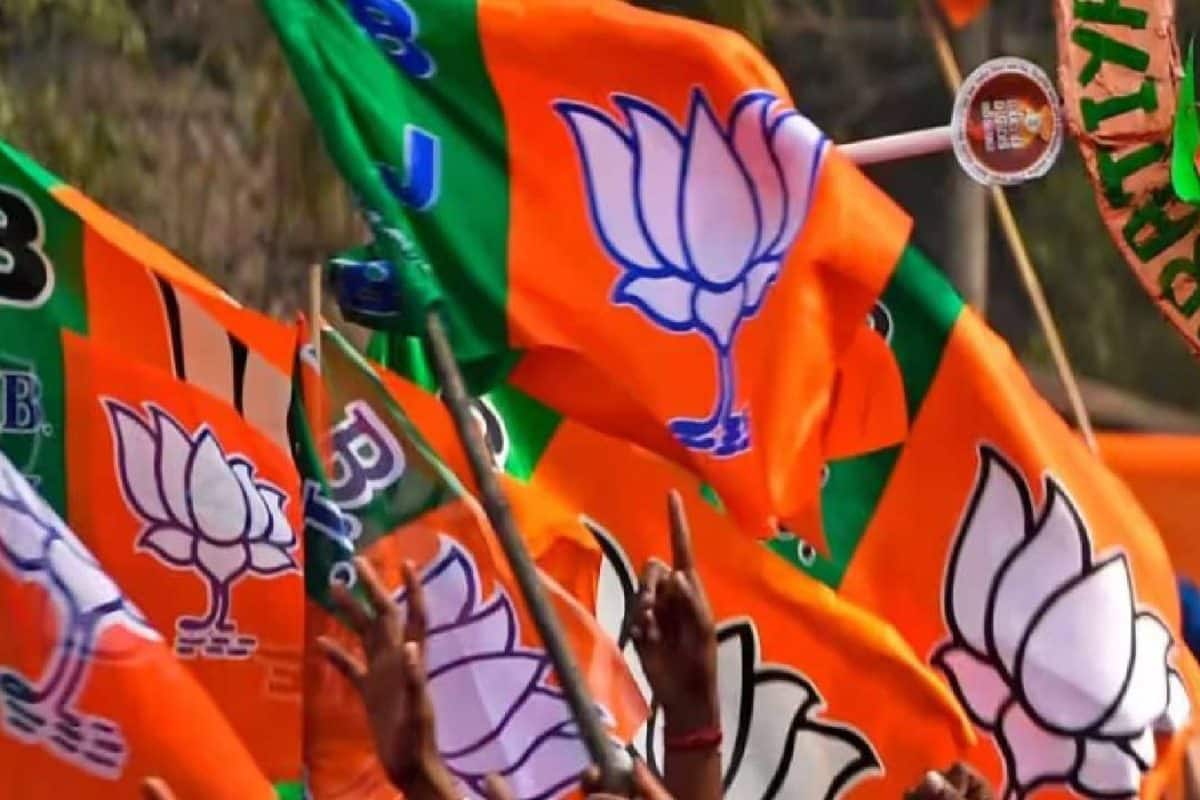 തിരഞ്ഞെടുപ്പ് ഫണ്ട് വെട്ടിപ്പ്; ബിജെപി സംസ്ഥാന സെക്രട്ടറി അടക്കം മൂന്നു പേരെ ചുമതലകളിൽ നിന്നും നീക്കി