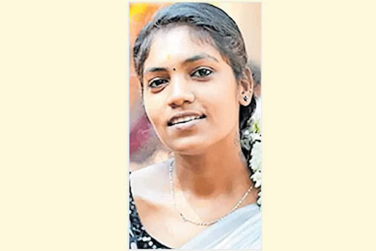 കൊല്ലത്ത് ഗർഭിണിയായ യുവതി ഭർതൃവീട്ടിൽ തൂങ്ങി മരിച്ച നിലയിൽ