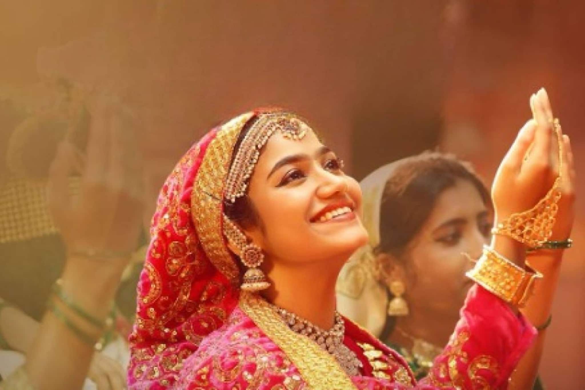 പെരുന്നാൾ വൈബ് ആക്കാൻ ഡർബിയിലെ ആദ്യ ഗാനം 'റങ്ക് തെളിന്ദവളല്ലേ...'; ആടിപ്പാടാൻ അനാർക്കലി മരയ്ക്കാർ