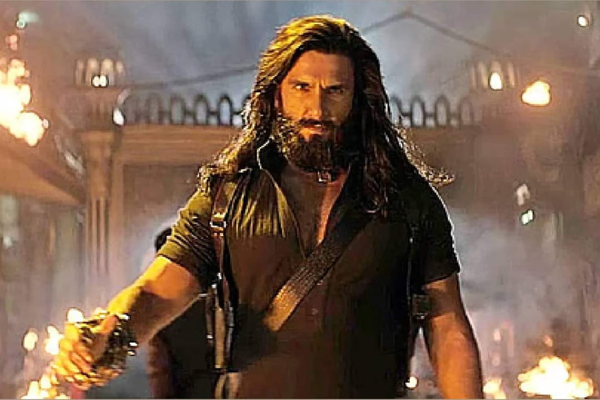 ധുരന്ധർ പ്രീമിയർ ഷോ; മൊഴിമാറ്റ പതിപ്പുകൾ വൈകി; മലയാളം, തമിഴ് പതിപ്പുകൾ റിലീസ് ക്യാൻസൽ ചെയ്തു