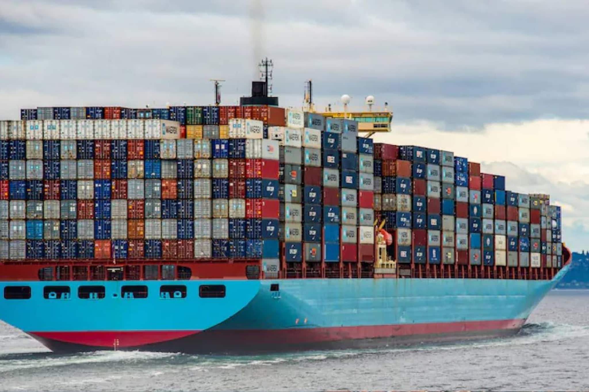 പാക്കിസ്ഥാന് നാണക്കേട്! അനുമതിയില്ലാതെ ഹോർമുസ് കടക്കാൻ ശ്രമിച്ച പാക് കപ്പൽ ഇറാൻ തടഞ്ഞു