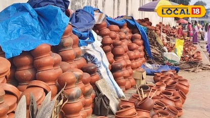 വിൽപ്പനയ്ക്കായി എത്തിച്ചിരിക്കുന്ന മൺകലങ്ങൾ വിൽപ്പനയ്ക്കായി എത്തിച്ചിരിക്കുന്ന മൺകലങ്ങൾ