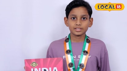 ഇന്ത്യ ബുക്ക് ഓഫ് റെക്കോർഡുമായി സാത്വിക്