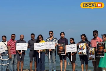 കടലിനടിയിലും വോട്ടുസന്ദേശം; കോവളത്ത് സ്കൂബാ ഡൈവിംഗിലൂടെ വോട്ടർ ബോധവൽക്കരണം കടലിനടിയിലും വോട്ടുസന്ദേശം; കോവളത്ത് സ്കൂബാ ഡൈവിംഗിലൂടെ വോട്ടർ ബോധവൽക്കരണം