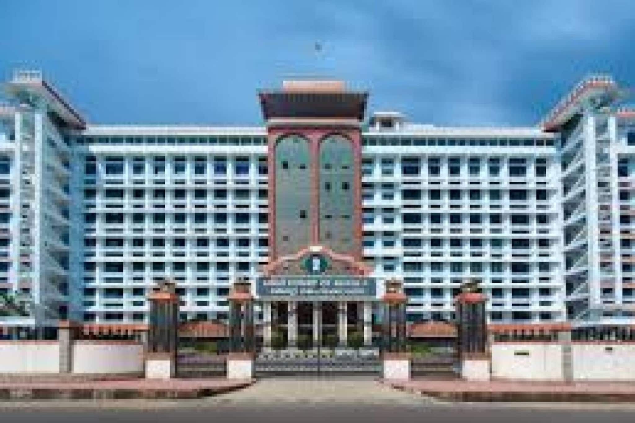 ഭർത്താവിന്റെ മാന്യമായ പെരുമാറ്റം; കുഞ്ഞിന്റെ പിതാവിന്റെ സ്ഥാനത്ത് ഭാര്യയുടെ കാമുകന്റെ പേര് നൽകാൻ ഹൈക്കോടതി