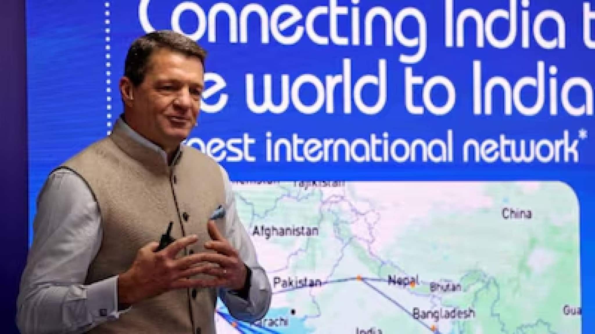 ഇൻഡിഗോ സിഇഒ പീറ്റർ എൽബേഴ്സ് രാജിവെച്ചു; രാഹുൽ ഭാട്ടിയ താൽക്കാലിക ചുമതലയേൽക്കും ഇൻഡിഗോ സിഇഒ പീറ്റർ എൽബേഴ്സ് രാജിവെച്ചു; രാഹുൽ ഭാട്ടിയ താൽക്കാലിക ചുമതലയേൽക്കും