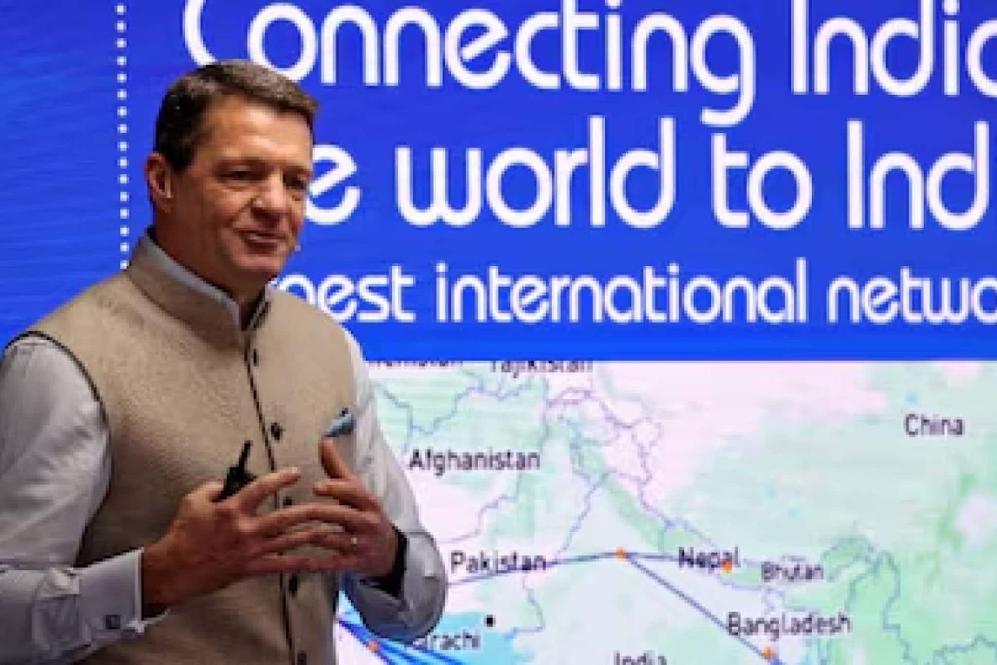 ഇൻഡിഗോ സിഇഒ പീറ്റർ എൽബേഴ്സ് രാജിവെച്ചു; രാഹുൽ ഭാട്ടിയ താൽക്കാലിക ചുമതലയേൽക്കും