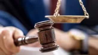 പ്ലസ് വൺ വിദ്യാർത്ഥിനികളെ വീട്ടിലേക്ക് വിളിച്ചുവരുത്തി മദ്യം നൽകി പീഡിപ്പിച്ച യുവാക്കള്ക്ക് 10 വർഷം തടവും പിഴയും പ്ലസ് വൺ വിദ്യാർത്ഥിനികളെ വീട്ടിലേക്ക് വിളിച്ചുവരുത്തി മദ്യം നൽകി പീഡിപ്പിച്ച യുവാക്കള്ക്ക് 10 വർഷം തടവും പിഴയും