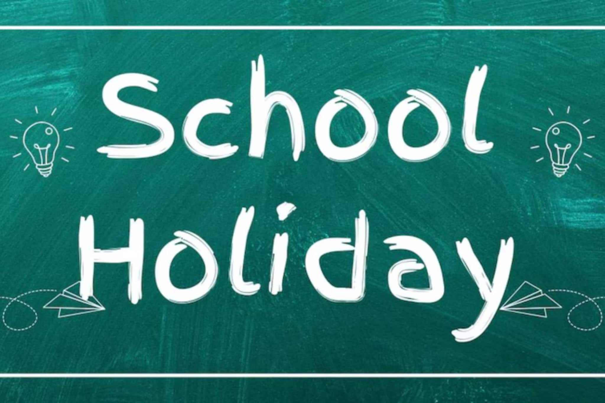 ആറ്റുകാൽ പൊങ്കാല; മാർച്ച് രണ്ടിന് തലസ്ഥാനത്തെ 28 സ്കൂളുകൾക്ക് അവധി ആറ്റുകാൽ പൊങ്കാല; മാർച്ച് രണ്ടിന് തലസ്ഥാനത്തെ 28 സ്കൂളുകൾക്ക് അവധി