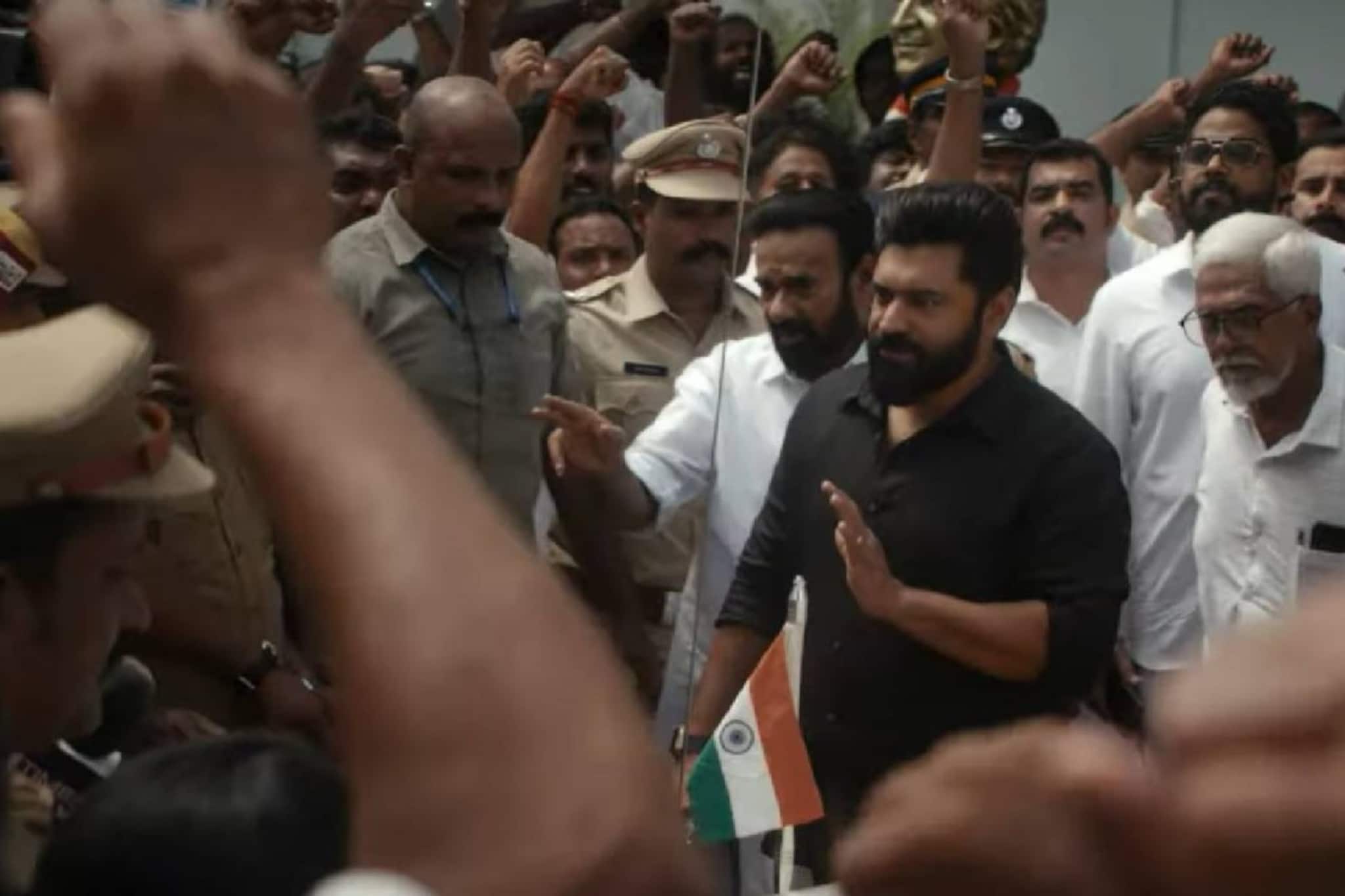 അഴിമതി കേസ് എത്ര വലുതാണെങ്കിലും അതിലൊരു കംബാക്ക് ഉണ്ട്; രാഷ്ട്രീയ ചിത്രമായ 'പ്രതിച്ഛായ' ടീസർ