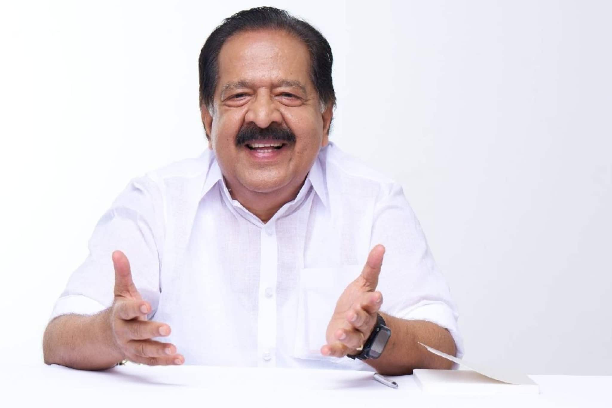 'പദവികൾ ഹൈക്കമാണ്ട് തീരുമാനിക്കും; ഇപ്പോള് തിരഞ്ഞെടുപ്പിൽ ജയിക്കുക മാത്രമാണ് ലക്ഷ്യം:' രമേശ് ചെന്നിത്തല 'പദവികൾ ഹൈക്കമാണ്ട് തീരുമാനിക്കും; ഇപ്പോള് തിരഞ്ഞെടുപ്പിൽ ജയിക്കുക മാത്രമാണ് ലക്ഷ്യം:' രമേശ് ചെന്നിത്തല