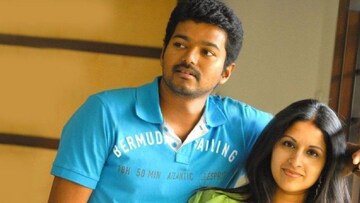 Thalapathy Vijay | സംഗീത കാശുകാരിയല്ലേ? ഭാര്യയ്ക്ക് വിജയ് മാറ്റിവച്ച കോടികളുടെ പണവും പൊന്നും പണ്ടങ്ങളും