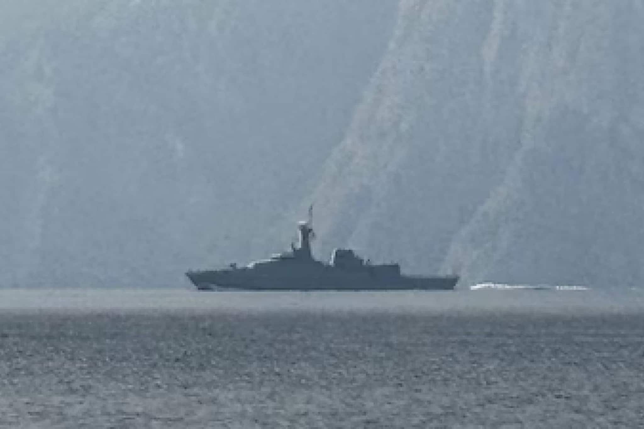 ഇറാന്റെ മിസൈൽ കേന്ദ്രങ്ങൾ ലക്ഷ്യമിട്ട് അമേരിക്കയുടെ 'ബങ്കർ ബസ്റ്റർ'; ഹോർമുസ് കടലിടുക്കിന് സമീപം വ്യോമാക്രമണം