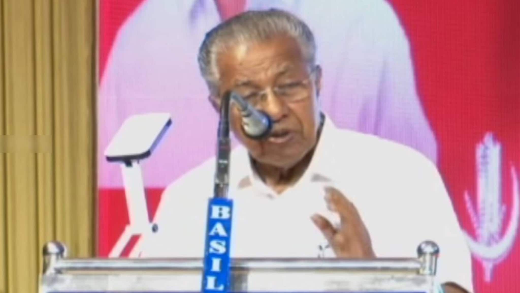 പ്രസംഗത്തിന് അത്ര കൈയടിയും ആർപ്പുവിളിയും വേണ്ട! കൂടുതൽ ഒച്ചവെച്ചാൽ പ്രസംഗം നിർത്തുമെന്ന് മുഖ്യമന്ത്രി