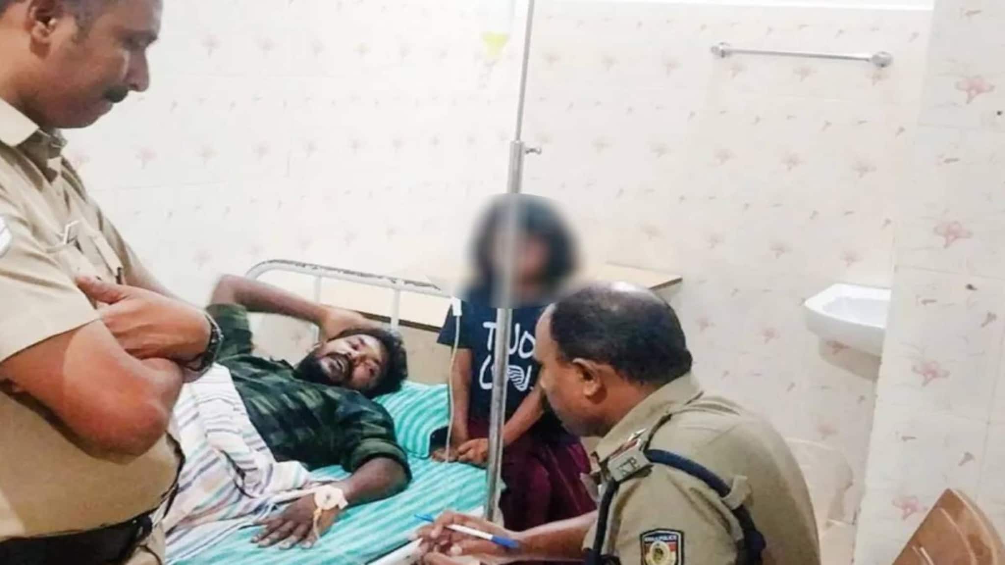 ഒന്നാം ക്ലാസിൽ പഠിക്കുന്ന മകനെ വഴക്കുപറഞ്ഞ അധ്യാപകനെ മുൻ ശിഷ്യൻ കൂടിയായ പിതാവ് ക്രൂരമായി മർദിച്ചു ഒന്നാം ക്ലാസിൽ പഠിക്കുന്ന മകനെ വഴക്കുപറഞ്ഞ അധ്യാപകനെ മുൻ ശിഷ്യൻ കൂടിയായ പിതാവ് ക്രൂരമായി മർദിച്ചു