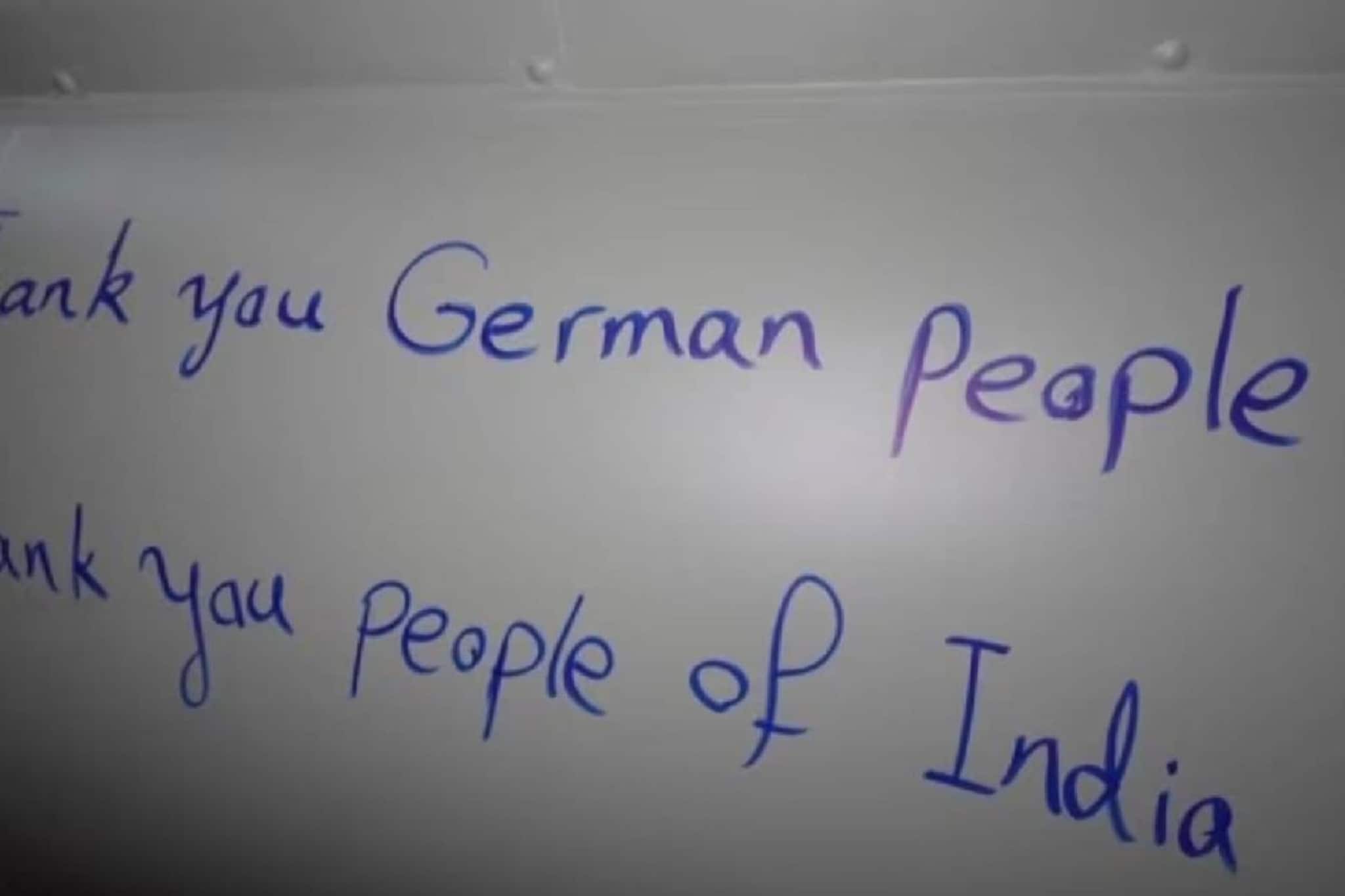 'ഇന്ത്യയിലെ ജനങ്ങൾക്ക് നന്ദി'; ഇസ്രായേലിന് നേരെ തൊടുത്ത മിസൈലിൽ ഇറാന്റെ സന്ദേശം 'ഇന്ത്യയിലെ ജനങ്ങൾക്ക് നന്ദി'; ഇസ്രായേലിന് നേരെ തൊടുത്ത മിസൈലിൽ ഇറാന്റെ സന്ദേശം