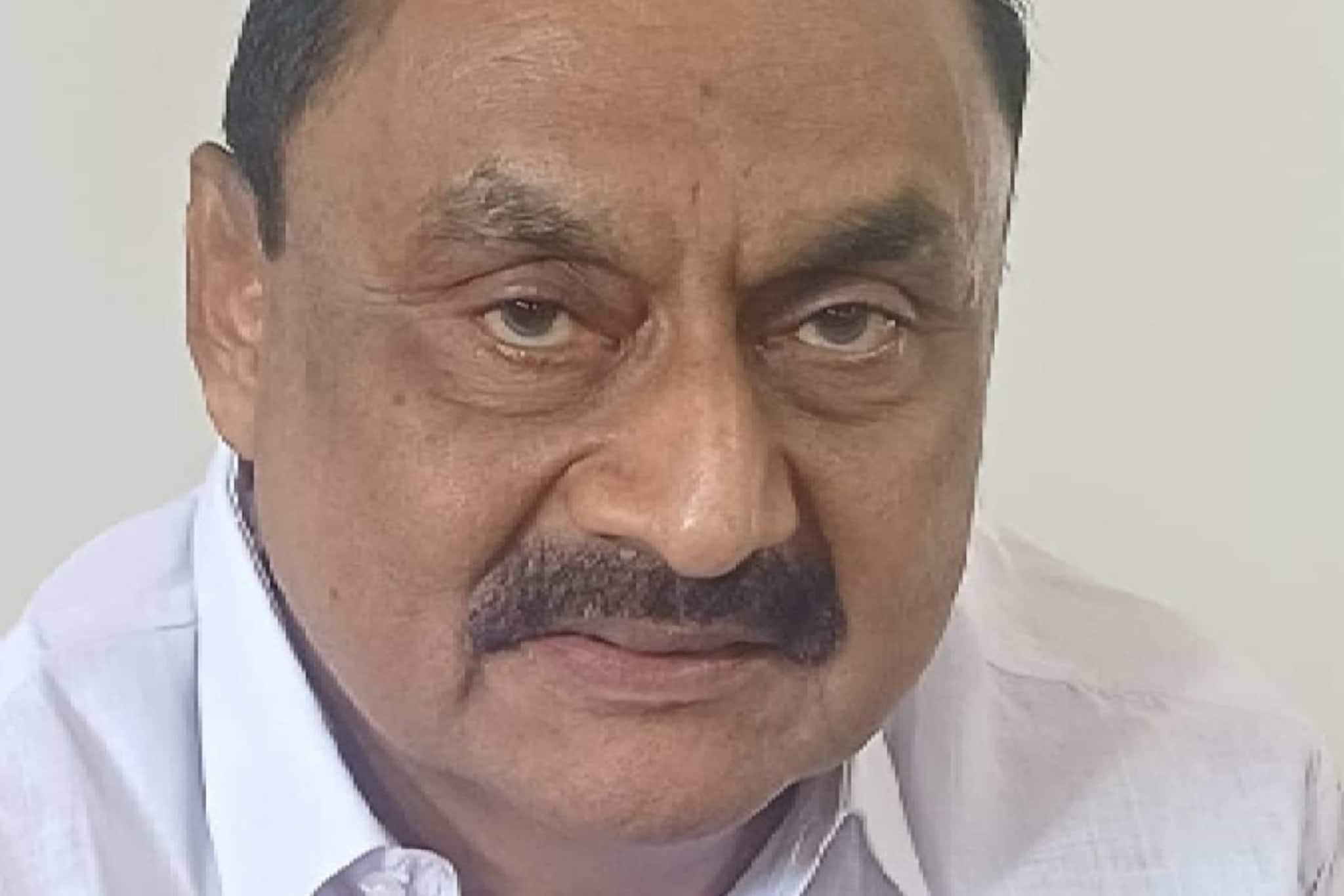 മുൻമന്ത്രി വി സുരേന്ദ്രൻപിള്ള ആർജെഡി വിട്ടു; തിരുവനന്തപുരത്ത് സ്ഥാനാർത്ഥിയാക്കാൻ സിപിഎമ്മും ബിജെപിയും