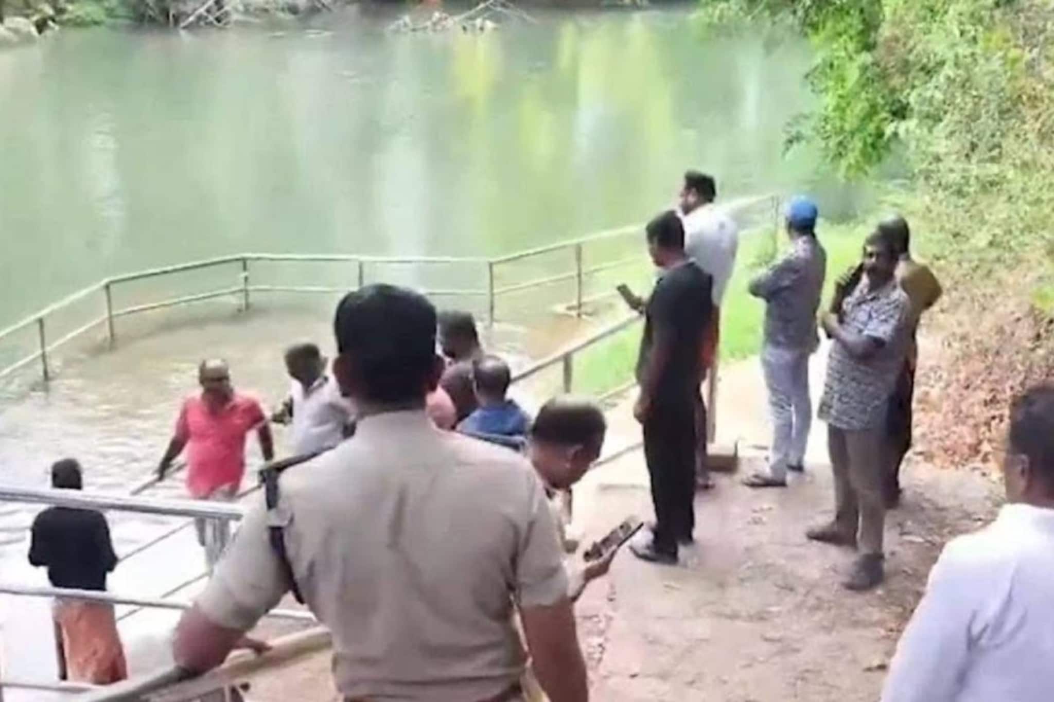 കൂട്ടുകാർക്കൊപ്പം കല്ലടയാറ്റിൽ കുളിക്കാനിറങ്ങിയ വിദ്യാർത്ഥി മുങ്ങിമരിച്ചു