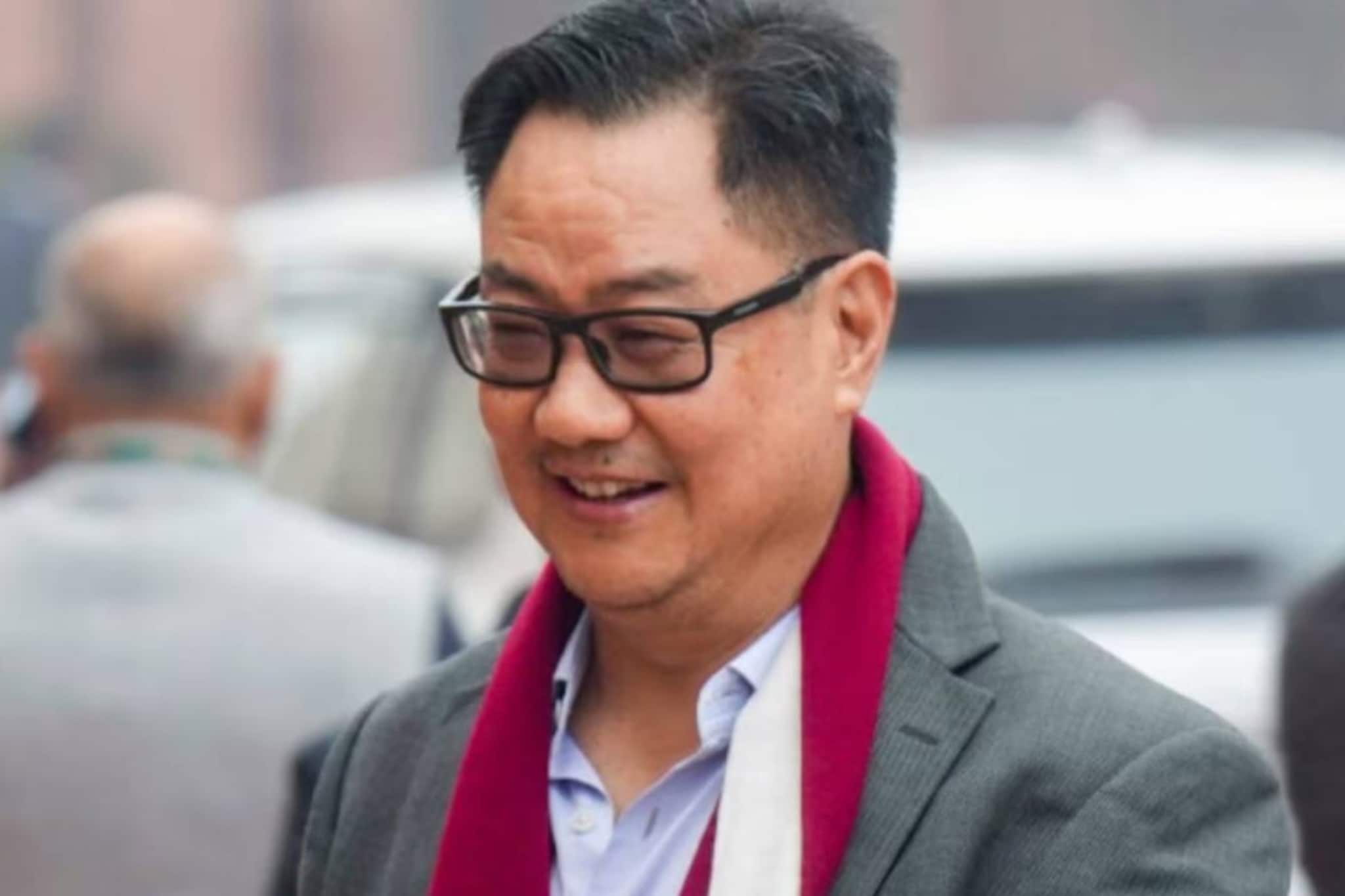 വിദേശ സംഭാവന നിയന്ത്രണ നിയമഭേദഗതി ഒരു മതവിഭാഗത്തെയും ലക്ഷ്യമിട്ടല്ല; നുണപ്രചാരണം നിർത്തണമെന്ന് കേന്ദ്രമന്ത്രി കിരണ് റിജിജു വിദേശ സംഭാവന നിയന്ത്രണ നിയമഭേദഗതി ഒരു മതവിഭാഗത്തെയും ലക്ഷ്യമിട്ടല്ല; നുണപ്രചാരണം നിർത്തണമെന്ന് കേന്ദ്രമന്ത്രി കിരണ് റിജിജു