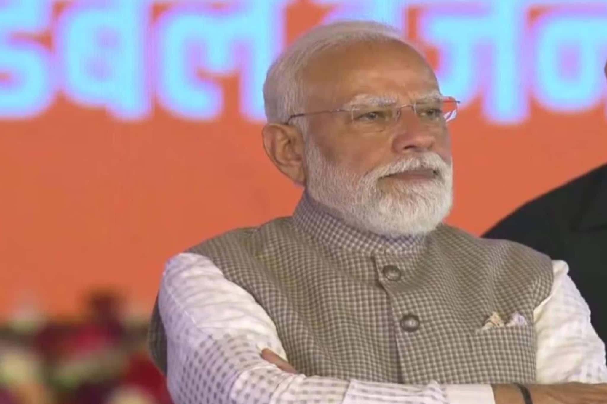 'ലോകം ഭക്ഷണ-ഇന്ധന ക്ഷാമം നേരിടുമ്പോൾ പ്രതിസന്ധികളെ അതിജീവിക്കുന്ന രാജ്യമായി ഇന്ത്യ ഉയർന്നുവരുന്നു’: പ്രധാനമന്ത്രി