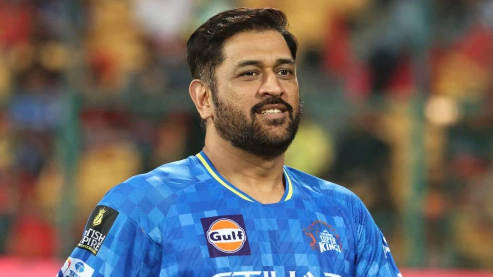 സ്വന്തം നാട്ടിൽ അമിതവേഗതയിൽ വാഹനമോടിച്ചതിന് എം എസ് ധോണിക്ക് 1000 രൂപ പിഴ