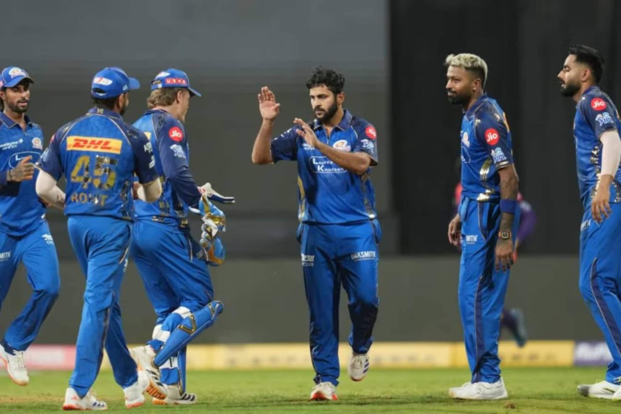 മുംബൈ ഇന്ത്യൻസിന് ചരിത്ര നേട്ടം; ഒരു ടീമിനെതിരെ 25 ജയം നേടുന്ന ആദ്യ ഐപിഎൽ ടീം