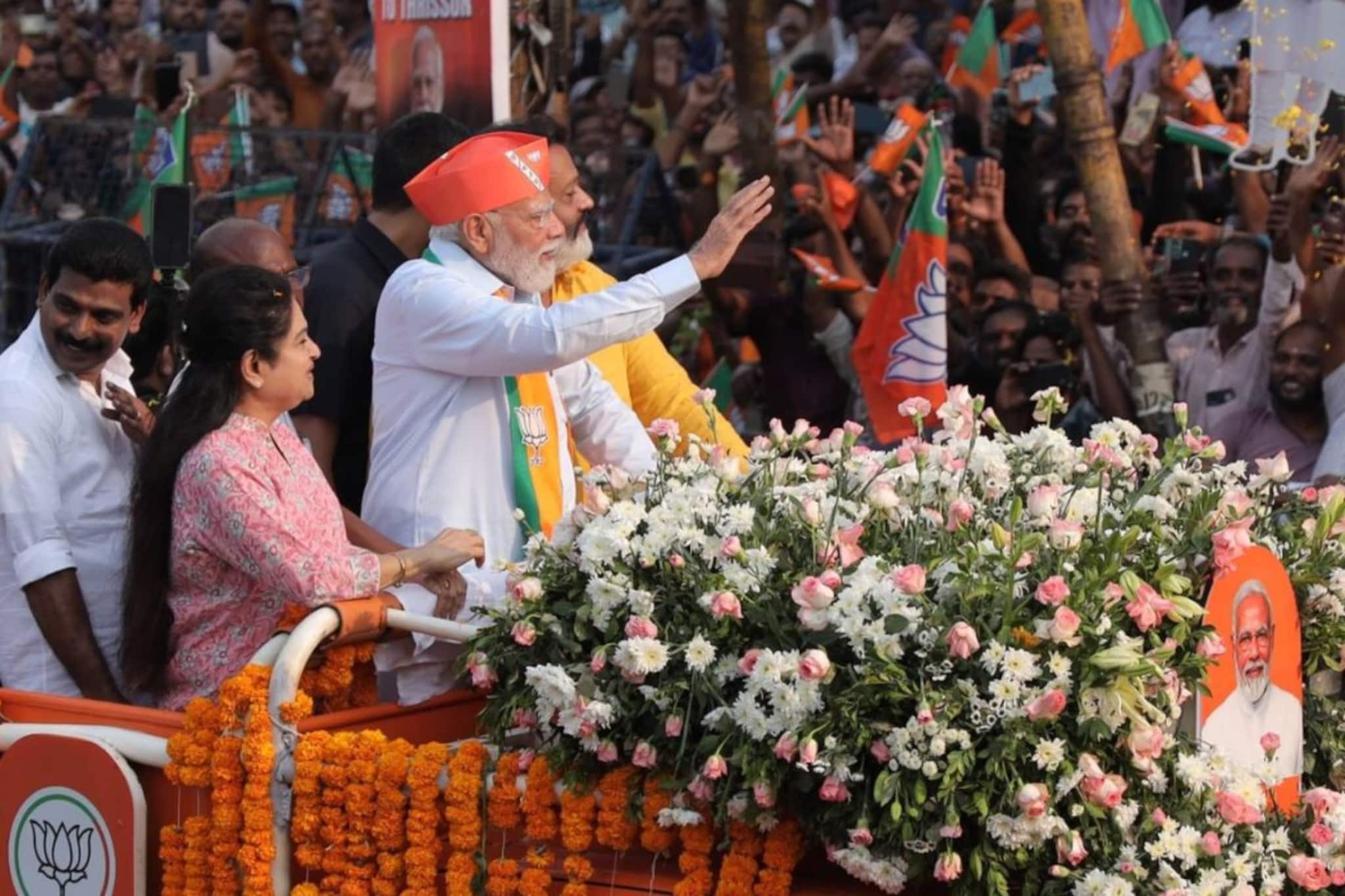 'പ്രധാനമന്ത്രിക്കൊപ്പം തുറന്ന വാഹനത്തിൽ സഞ്ചരിച്ചത് കോൺഗ്രസിനോടുള്ള മധുരപ്രതികാരം' പത്മജ