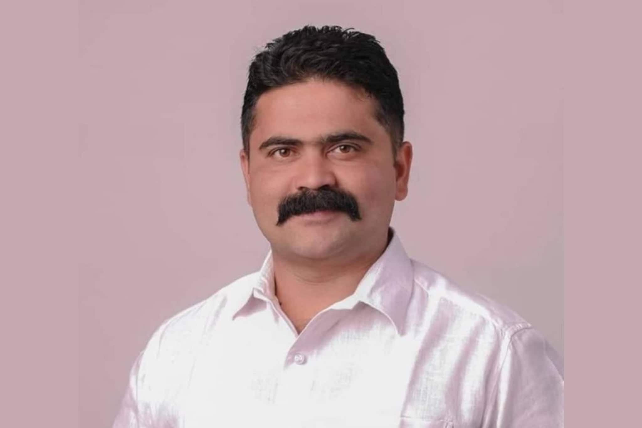 പാലക്കാട് കോൺഗ്രസ് കൗൺസിലർക്കെതിരെ ലൈംഗിക പീഡനത്തിനും ഗർഭം അലസിപ്പിക്കാൻ നിർബന്ധിച്ചതിനും കേസ് പാലക്കാട് കോൺഗ്രസ് കൗൺസിലർക്കെതിരെ ലൈംഗിക പീഡനത്തിനും ഗർഭം അലസിപ്പിക്കാൻ നിർബന്ധിച്ചതിനും കേസ്