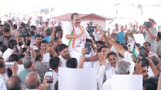 പുതുയു യാത്രയിൽ നിന്ന് 