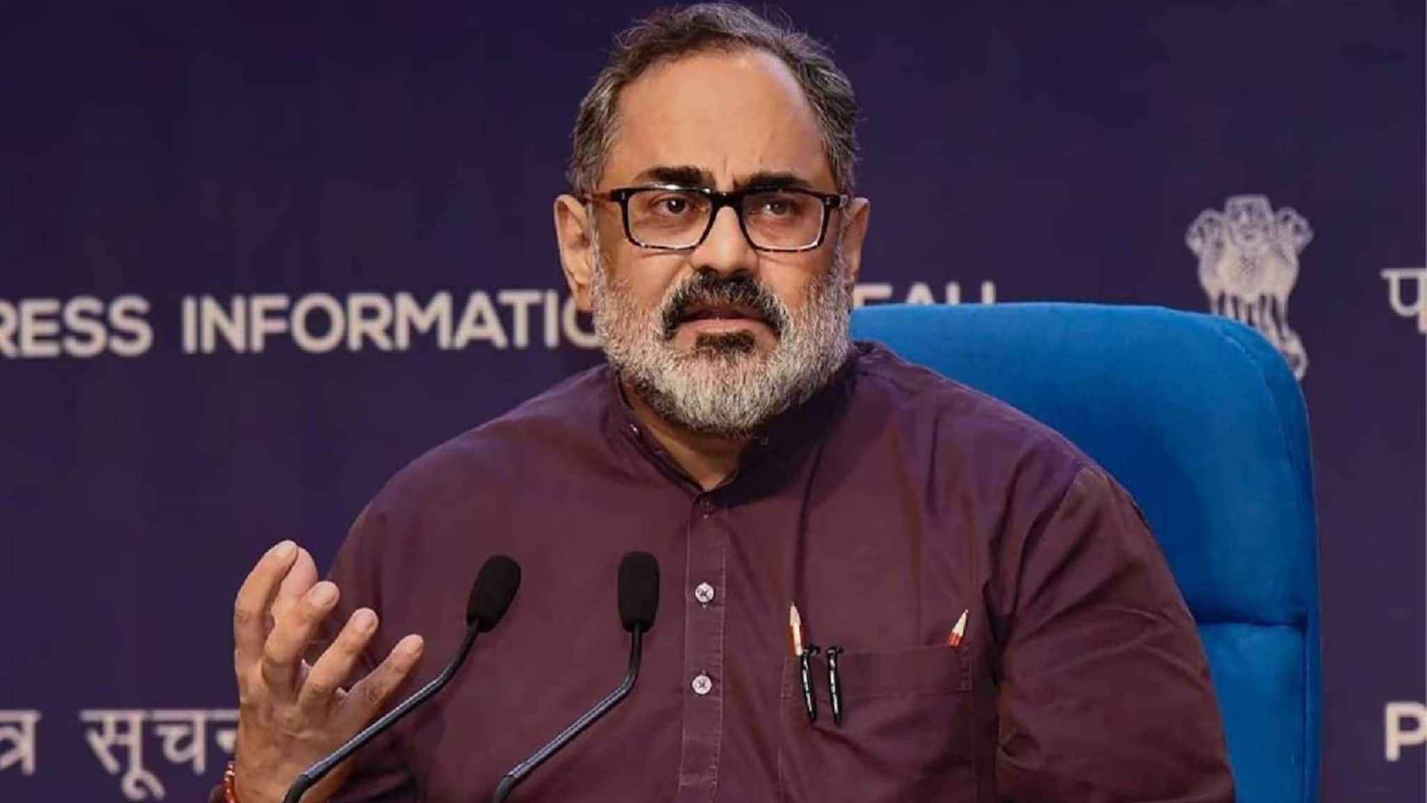 'എന്റെ പൊട്ടമലയാളത്തിൽ സംവാദ​ത്തിന് തയാറാണ്; 10 മിനിറ്റിൽ പൊളിച്ചുതരാം'; മുഖ്യമന്ത്രിയെ വെല്ലുവിളിച്ച് രാജീവ് ചന്ദ്രശേഖർ