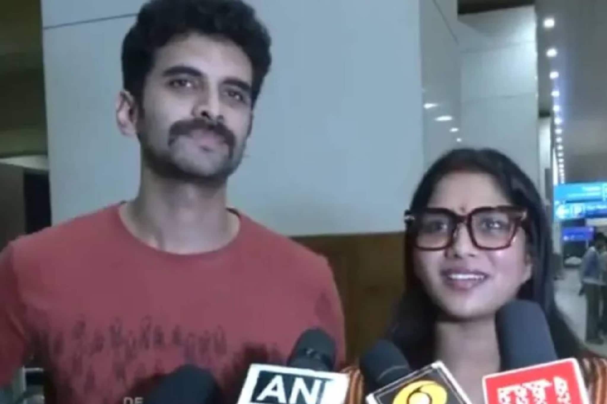 'അബുദാബിയിൽ സുരക്ഷിതയായിരുന്നു, എങ്കിലും ഒറ്റയ്ക്കായതിന്റെ പേടിയുണ്ടായിരുന്നു'; സ്വാസിക 'അബുദാബിയിൽ സുരക്ഷിതയായിരുന്നു, എങ്കിലും ഒറ്റയ്ക്കായതിന്റെ പേടിയുണ്ടായിരുന്നു'; സ്വാസിക