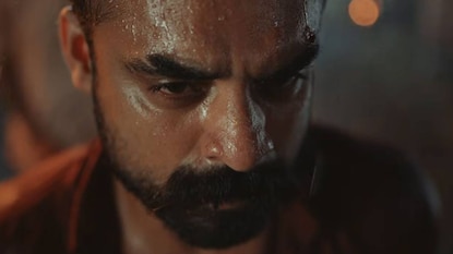 ടൊവിനോ തോമസ് ടൊവിനോ തോമസ്