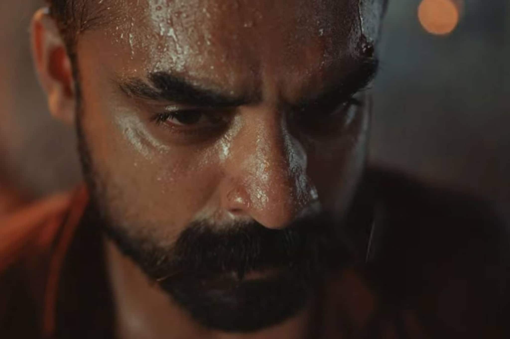 ക്രിസ്തുവിനെ ചുമക്കുന്നവൻ...! 'പള്ളിച്ചട്ടമ്പി' ടീസർ പുറത്തിറങ്ങി; റിലീസ് തീയതി പ്രഖ്യാപിച്ചു ക്രിസ്തുവിനെ ചുമക്കുന്നവൻ...! 'പള്ളിച്ചട്ടമ്പി' ടീസർ പുറത്തിറങ്ങി; റിലീസ് തീയതി പ്രഖ്യാപിച്ചു