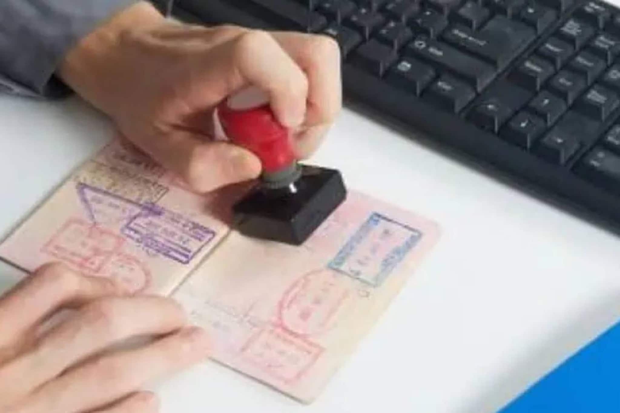 യുഎഇയിൽ വിസാ കാലാവധി കഴിഞ്ഞവർക്ക് ആശ്വാസം; ഓവർസ്റ്റേ പിഴ ഒഴിവാക്കി മടങ്ങാൻ അവസരം