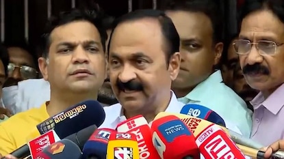 വി ഡി സതീശൻ വി ഡി സതീശൻ