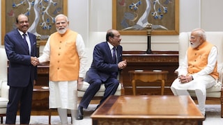 പ്രധാനമന്ത്രിയുടെ ഔദ്യോഗിക വസതിയിലായിരുന്നു കൂടിക്കാഴ്ച പ്രധാനമന്ത്രിയുടെ ഔദ്യോഗിക വസതിയിലായിരുന്നു കൂടിക്കാഴ്ച