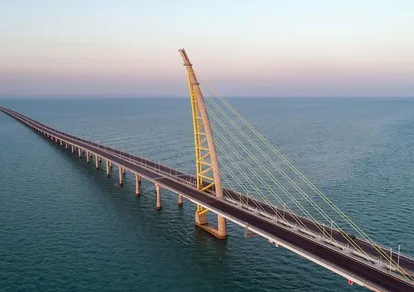 തിരിച്ചടിക്കാൻ ഇറാൻ ലക്ഷ്യമിടുന്ന ഗൾഫ് രാജ്യങ്ങളിലെ പ്രധാന പാലങ്ങൾ; ചിത്രങ്ങളിലൂടെ