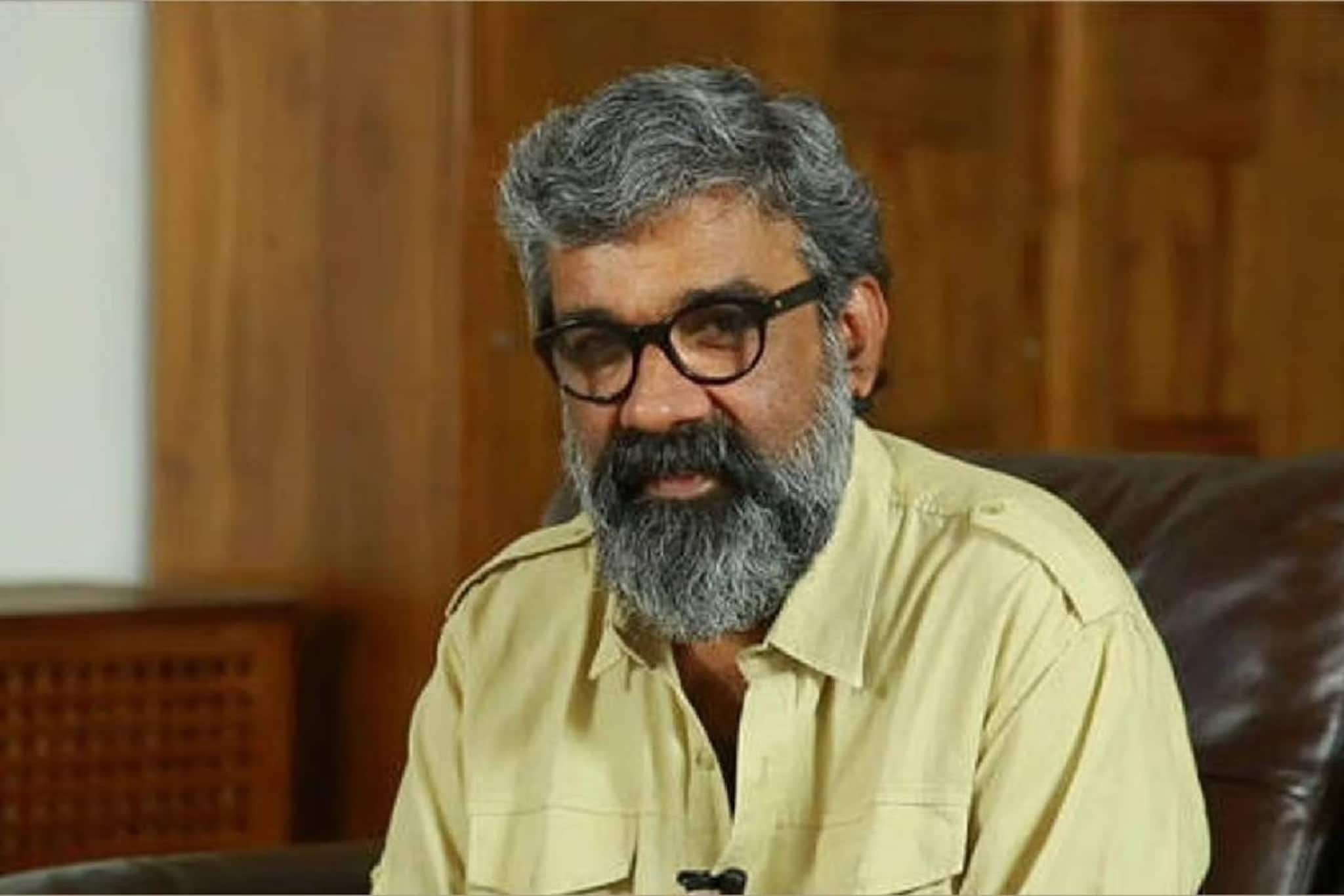 രഞ്ജിത്തിനെ ഫെഫ്ക റൈറ്റേഴ്‌സ്, ഡയറക്റ്റേഴ്സ് യൂണിയനുകൾ സസ്പെൻഡ് ചെയ്തു