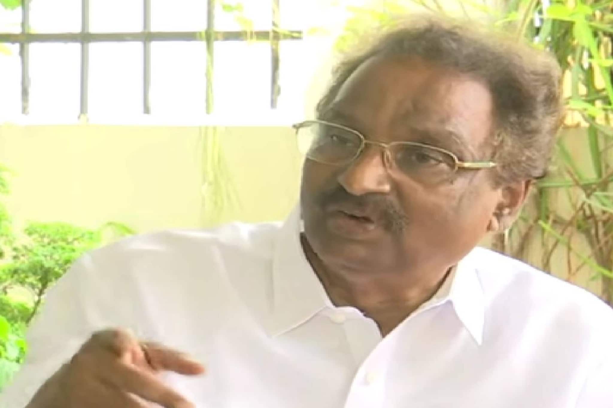 'വർഗീയ സംഘടനകളിലെ അണികളെ മാനസാന്തരപ്പെടുത്തുകയാണ് ലക്ഷ്യം:' എ കെ ബാലൻ