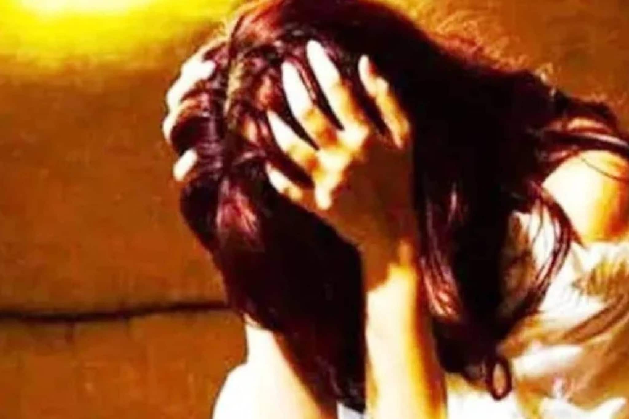 ബീഹാറിൽ യുവതിക്ക് നേരെ പരസ്യമായ ബലാത്സംഗശ്രമം; ദൃശ്യങ്ങൾ പകർത്തി നാട്ടുകാർ